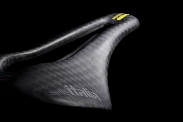 Selle Italia Σέλα Ποδηλάτου SLR Boost Tekno Superflow L3, Full Carbon, 96g, Μαύρη