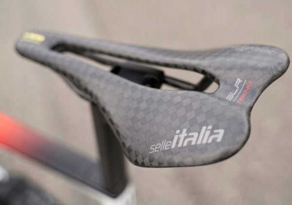 Selle Italia Σέλα Ποδηλάτου SLR Boost Tekno Superflow S3, Carbon Rail, 95g, Μαύρο