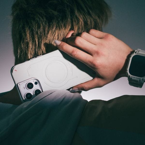 SKINARMA Θήκη Mecha για iPhone 16 Pro 6.3" Μαγνητική, Μαύρο