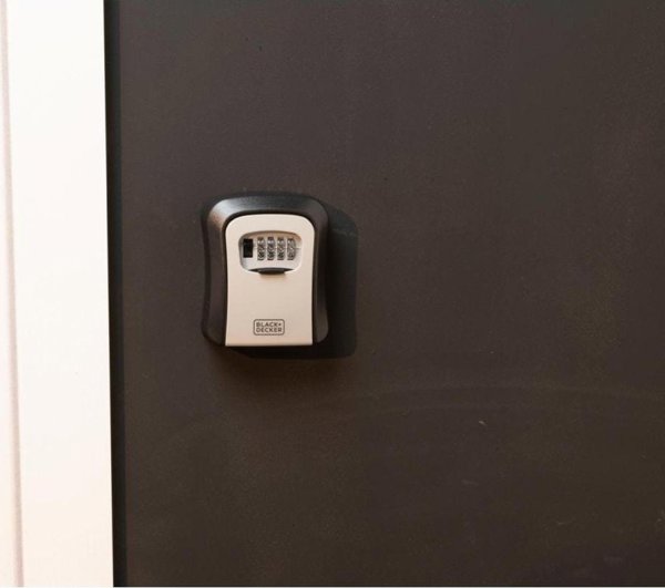 ΚΛΕΙΔΟΘΉΚΕΣ ΑΣΦΑΛΕΊΑΣ KEY SAFE BLACK&AMP;DECKER WITH COMBINATION LOCK 8711252239941