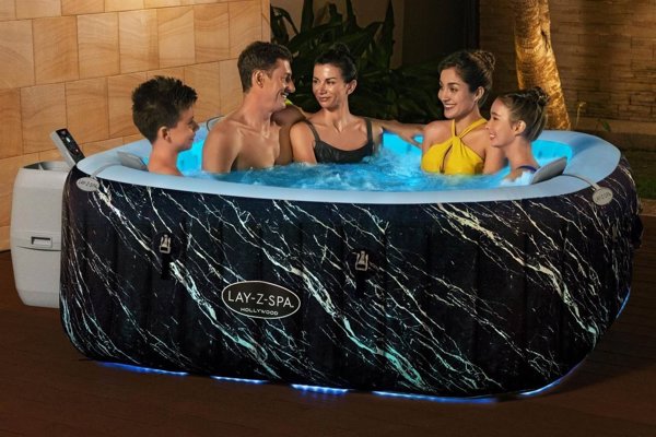 SPA ogrodowe Bestway Lay-Z-Spa Hollywood LUXE Air Jet
