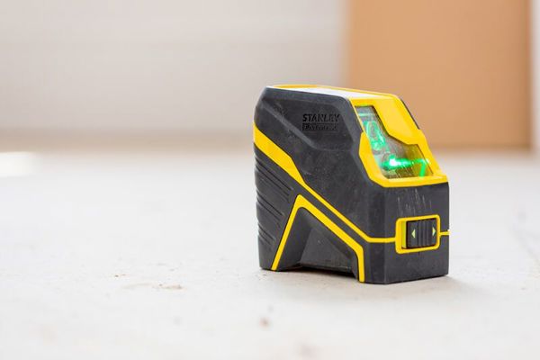 Stanley Laser Γραμμής 15m - Αυτοαλφαδιούμενο Laser Διασταυρούμενων Γραμμών
