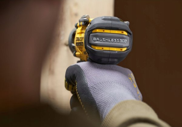 Stanley Παλμικό Κατσαβίδι 18V V20 SFMCF830D2K-QW Brushless 190Nm με 2 Μπαταρίες & Βαλιτσάκι