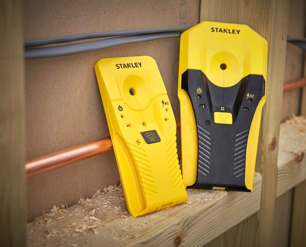 Stanley Ανιχνευτής Προφίλ 160 (STHT77588-0), Ανίχνευση Ξύλου 25mm, Μετάλλου 38mm & Ηλεκτρικών Καλωδίων 50mm
