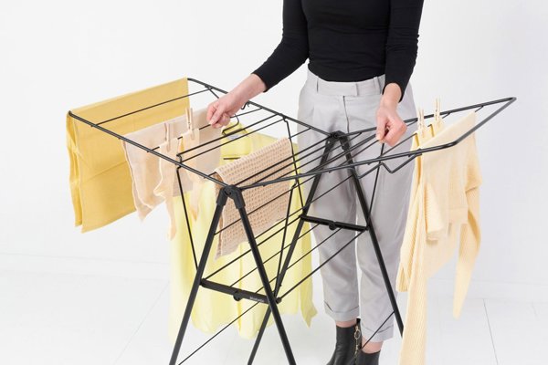 Απλώστρα Ρούχων Brabantia HangOn 403347 Επιτοίχια Πτυσσόμενη