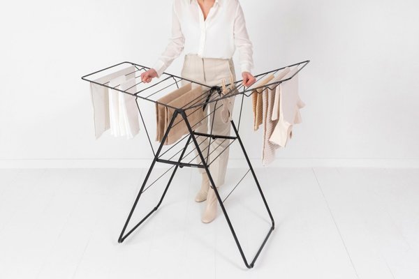 Απλώστρα Δαπέδου Brabantia HangOn 403408 - Πτυσσόμενη Απλώστρα Ρούχων