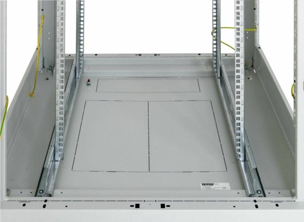 Szafa Triton TRITON 19" stojanový rozvaděč 27U/600x600