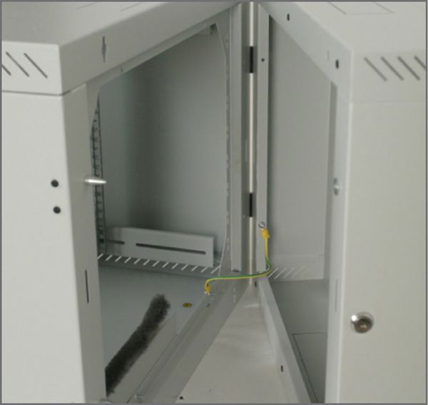 Ντουλάπα Triton Επιτοίχια 19" 18U (RMA18AD5)