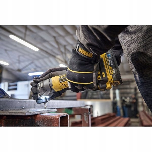 Dewalt DCG421N Γωνιακός Τροχός Μπαταρίας 18V Brushless (Solo)