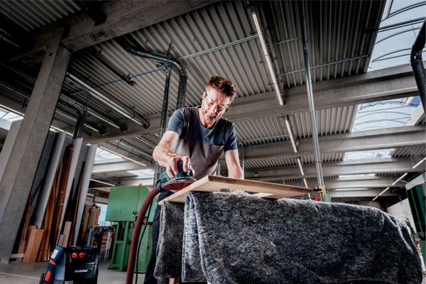 Szlifierka mimosrodowa Metabo SXE 150-2.5 BL 350W 150mm