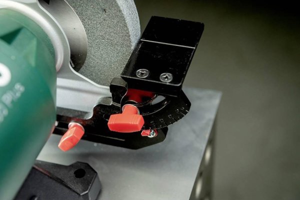 Szlifierka Metabo METABO. TABLE GRINDER DSD 200 PLUS 750W