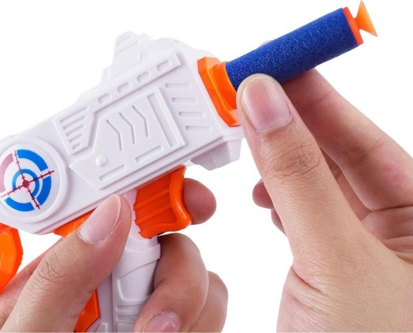 Tarcza strzelecka gra zrecznosciowa dwa cylindry pistolet pilki strzalki