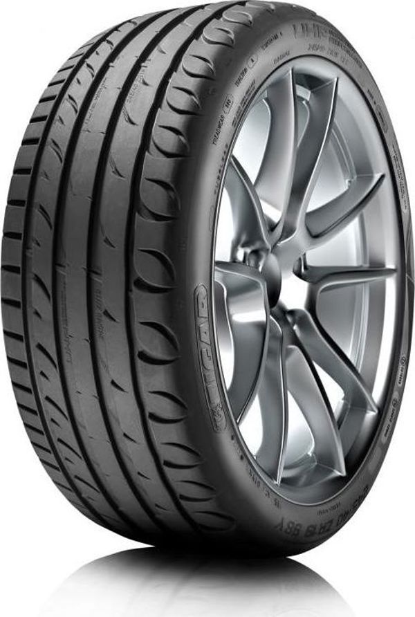 Taurus ULTRA HIGH PERFORMANCE XL 205/50 R17 93V