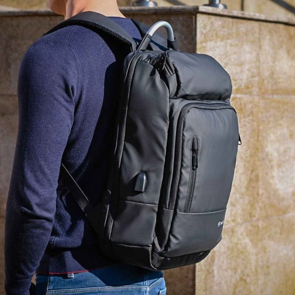 Tellur 17.3 Notebook Backpack Business L  USB port  black TLL611242