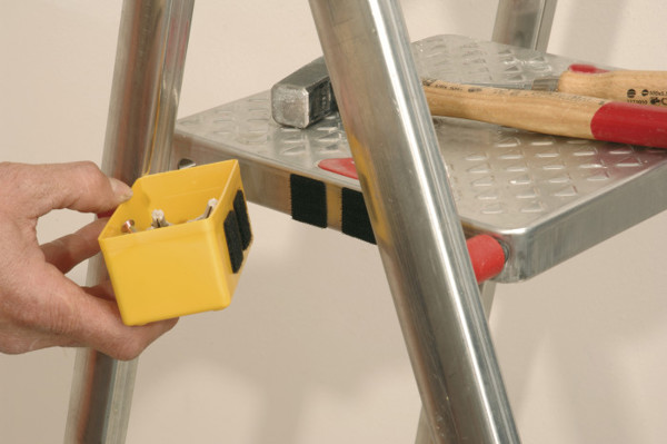 Tesa Αυτοκόλλητη Ταινία Velcro Ισχυρής Στερέωσης 10x5cm Μαύρη H5522800