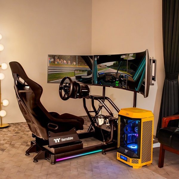 Thermaltake Thermaltake Racing Simulator Cockpit GR500             Black (Speditionsversand)