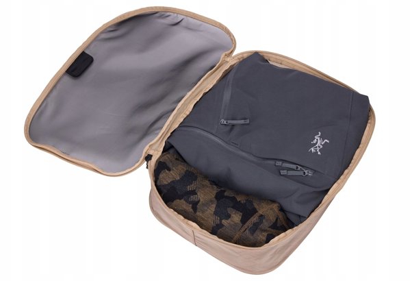 Thule Thule Packing Cube, Medium | Packing Cube | Gentle Beige