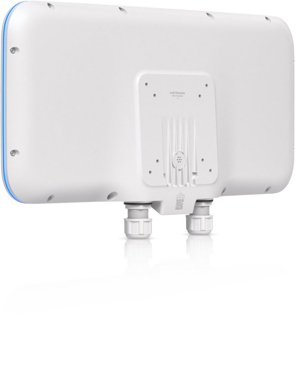 UBIQUITI E7-AUDIENCE Ubiquiti E7-Audience access point for high-density environments, 12 spatial streams, WiFi 7 10 GbE RJ45 port and GbE RJ45 port for power & data redundancy