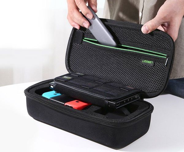 Ugreen Θήκη Μεταφοράς για Nintendo Switch, Σκληρή Θήκη Ταξιδιού για Κονσόλα και Αξεσουάρ, 26.5 x 10 x 13.5 cm (50275)