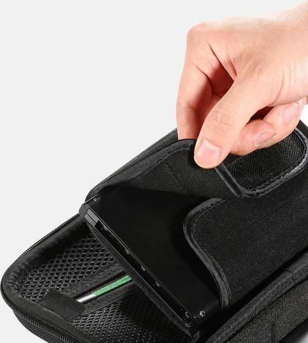 Ugreen Θήκη Μεταφοράς για Nintendo Switch, Σκληρή Θήκη Ταξιδιού για Κονσόλα και Αξεσουάρ, 26.5 x 10 x 13.5 cm (50275)