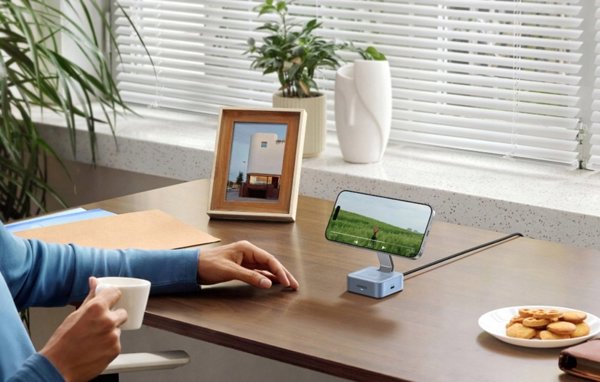 UGREEN W752 2-in-1 Μαγνητικός Ασύρματος Φορτιστής 25W για Smartphone και Ακουστικά