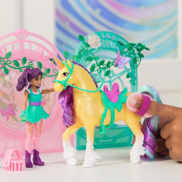Ακαδημία Μονόκερων Ava & Leaf Stall Playset
