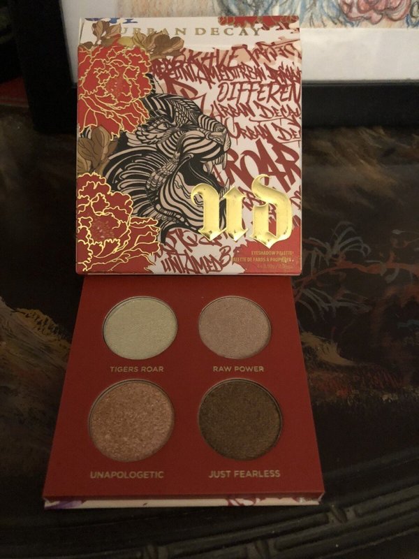 Urban Decay, Chinese New Year, Eyeshadow Palette, 4 Shades, 4 g For Women
