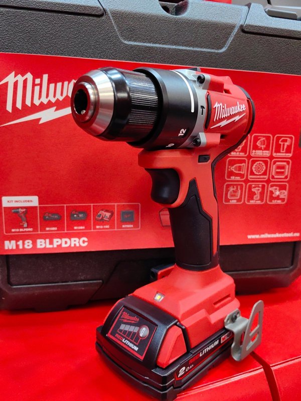 Milwaukee Δραπανοκατσάβιδο MILWAUKEE.DRIVEN UD.M18BLPDRC-422C