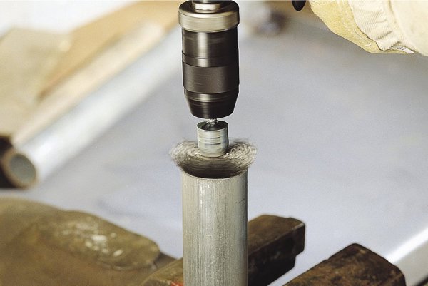 Wolfcraft Βούρτσα Τύπου Πινέλου 25mm, Κυματιστό Ατσάλινο Σύρμα για Τρυπάνι - Καθαρισμός Μετάλλων, Ξύλου & Πέτρας