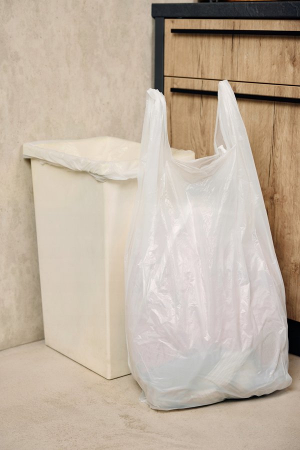 Σακούλες σκουπιδιών ALUFIX με χερούλια, HDPE, 10 λίτρα, 40 τεμ., λευκές