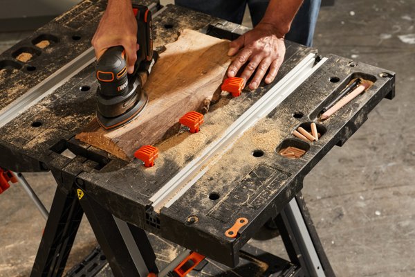 Worx WX051 Πτυσσόμενος Πάγκος Εργασίας 78x63cm με 2 Σφιγκτήρες και 4 Συνδέσεις