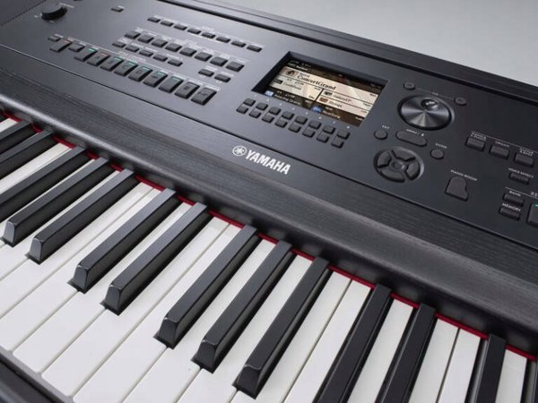 Yamaha Profesjonalny Keyboard Yamaha DGX-670 B - 88 Klawiszy Wysoka Jakosc