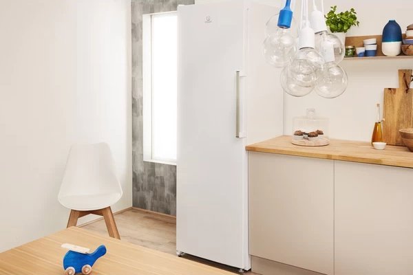 Indesit UI6 F2T W Καταψύκτης