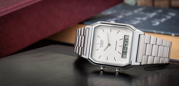 Γυναικείο Ρολόι Casio Vintage AQ-230A-7DMQYES με Ασημί Μπρασελέ και Αναλογική-Ψηφιακή Ένδειξη