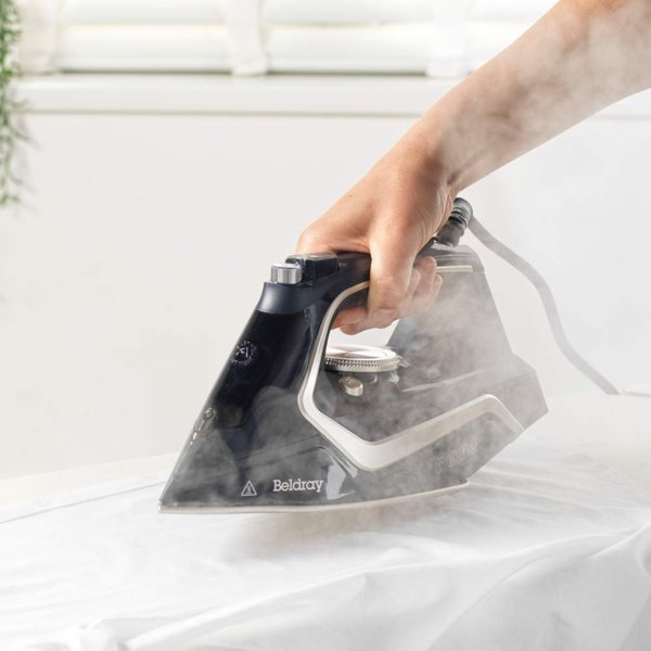 Σίδερο ατμού Beldray 2600W Ultra Sleek 280 ml Anti-Calc με συνεχή εκτόξευση ατμού