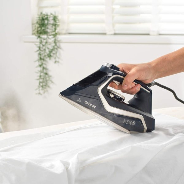 Σίδερο ατμού Beldray 2600W Ultra Sleek 280 ml Anti-Calc με συνεχή εκτόξευση ατμού