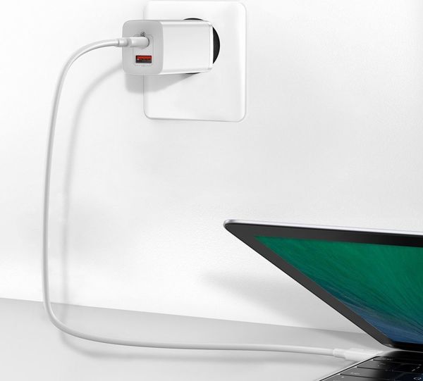 Baseus Φορτιστής Χωρίς Καλώδιο με Θύρα USB-A και Θύρα USB-C Λευκός (CCGAN2L-B02) (BASCCGAN2L-B02)