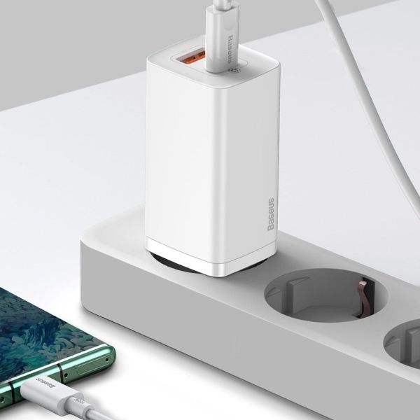 Baseus Φορτιστής Χωρίς Καλώδιο με Θύρα USB-A και Θύρα USB-C Λευκός (CCGAN2L-B02) (BASCCGAN2L-B02)